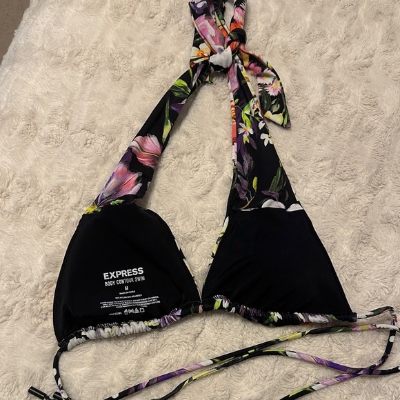 Express Body Contour Floral Bikini - Picture 5 of 5